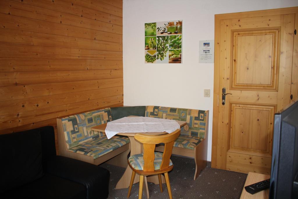 Haus Schönleiten Wagrain Zimmer foto